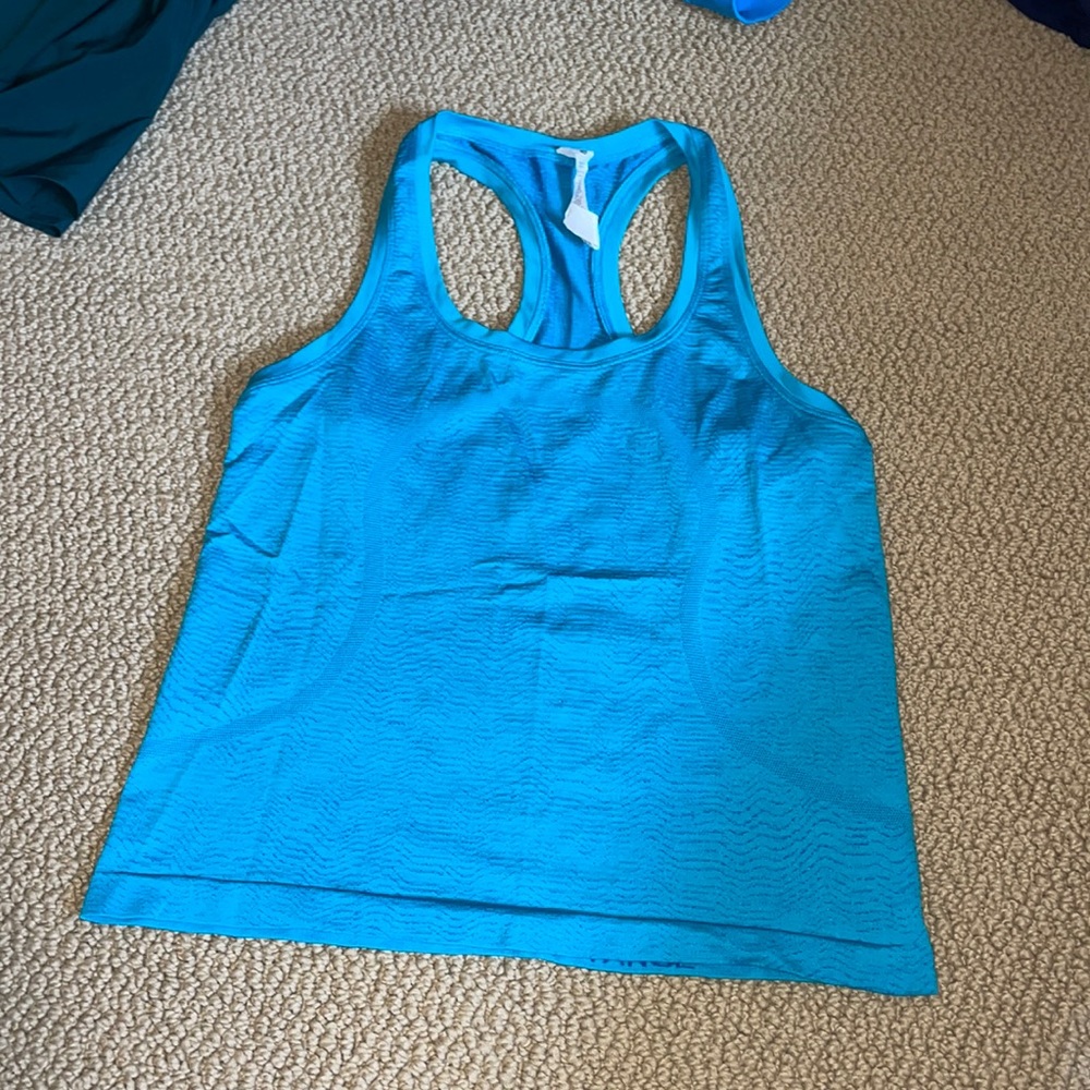 Lulu lemon tank